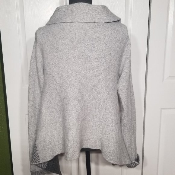 Italian Cross Over Wool Sweater - Picture 2 of 3